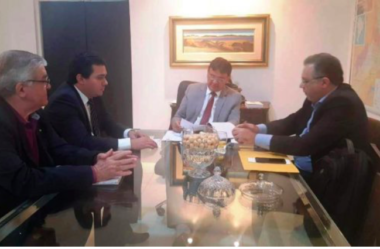 Governador trata com Paulo Cardoso sobre parcerias público privadas da ZPE e do Porto de Luis Correia