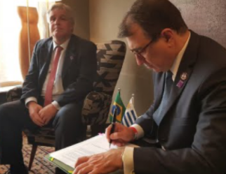 Uruguay acuerda con Brasil arancel cero para productos que provengan de zonas francas