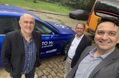 A Revolução que Derrubou a Tesla: Como os veículos elétricos estão redesenhando a indústria global?