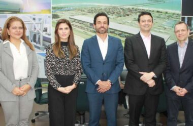 SDE e ZPE alinham detalhes do maior Data Center da América Latina no Ceará; investimento de US$ 2 bilhões promete revolucionar economia cearense