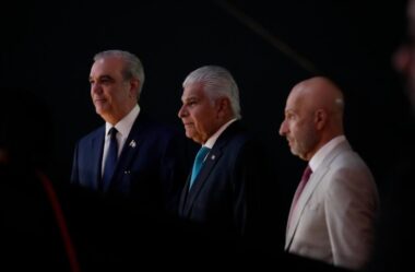 Panamá e República Dominicana destacam o papel das zonas francas como motor de investimento, tecnologia e desenvolvimento